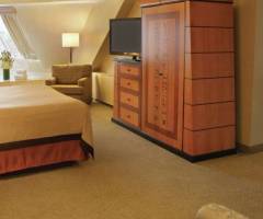 Luxor Casino Las Vegas: Pyramid Corner King Suite