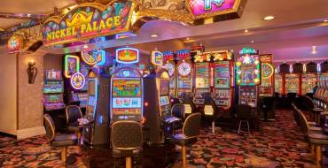 Four Queens Hotel & Casino Las Vegas: Казино 4 Королевы